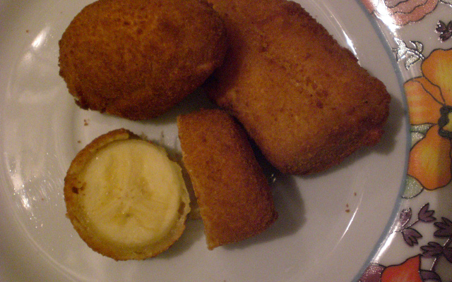 Banana empanada