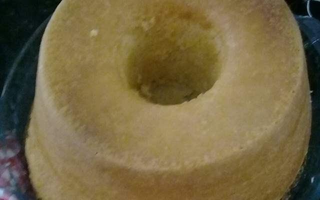 Bolo de coco com leite condensado