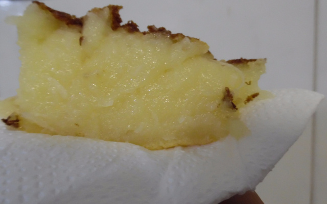 Bolo de aipim cremoso tradicional