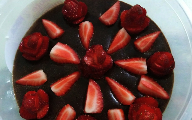 Sobremesa chococreme com morango