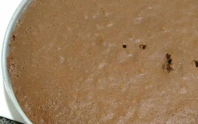 Bolo de chocolate (super fácil e rápido)