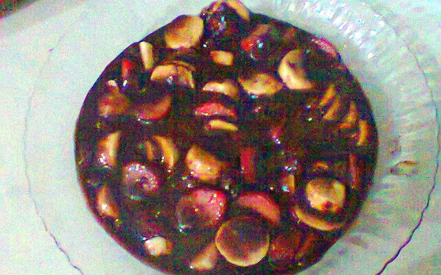 Brigadeiro de panela com frutas