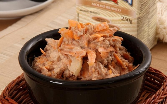 Salada de Atum ao Mococa de Beterraba