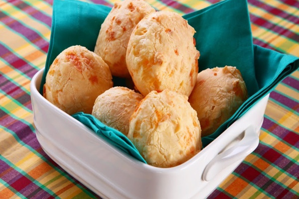 Pãezinhos de queijo