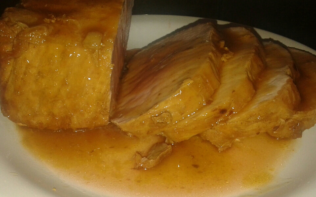 Lombo com molho de mostarda e mel