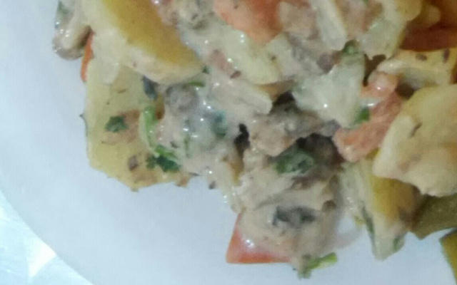 Salada de batata com sardinha em lata