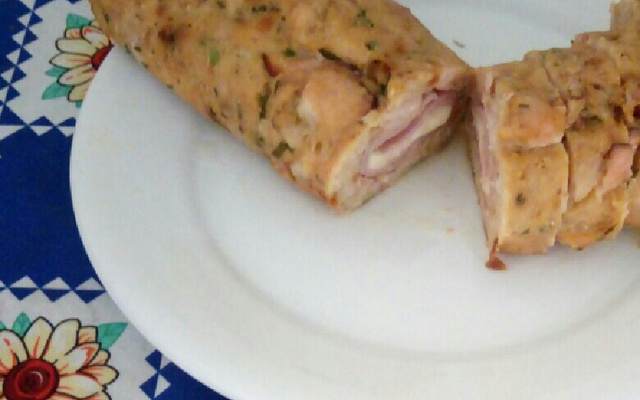 Rocambole de frango do Queidinho