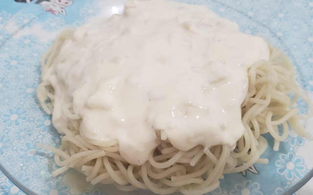 Molho branco com noz-moscada