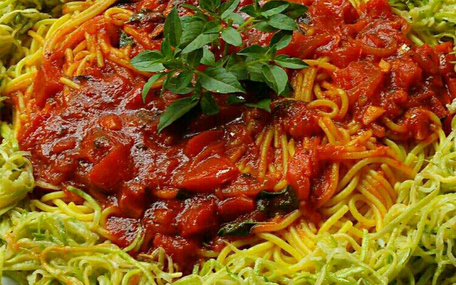 Macarrão de abobrinha italiana