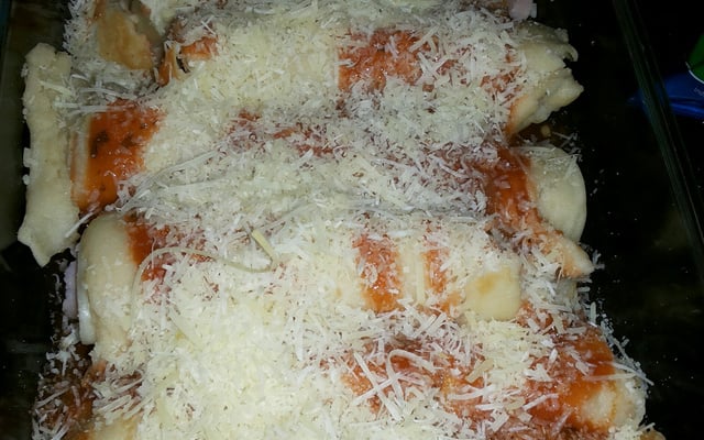 Panqueca de presunto e mussarela