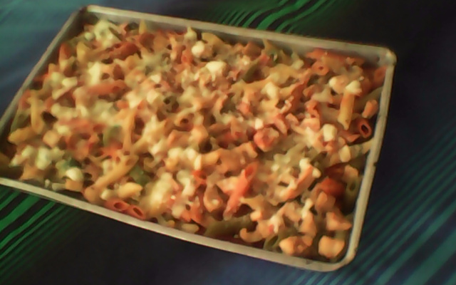 Macarrão penne com creme de leite temperado