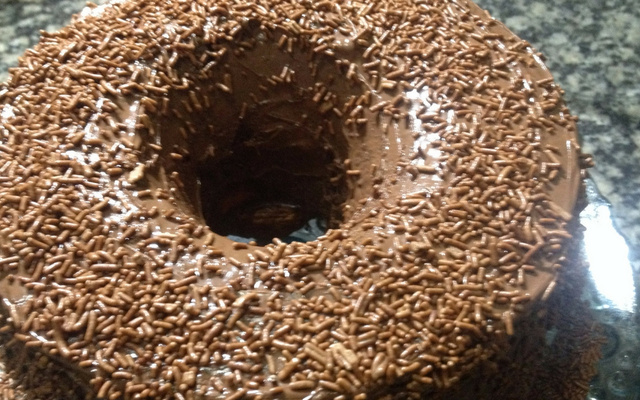 Bolo de iogurte com creme de avelã