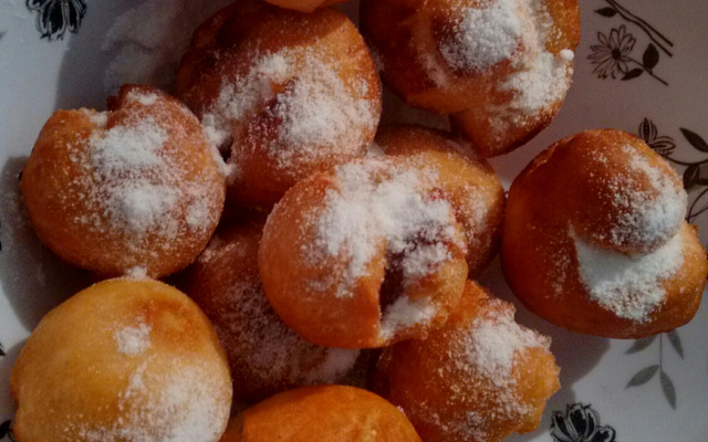 Bolinho de chuva de vinagre simples