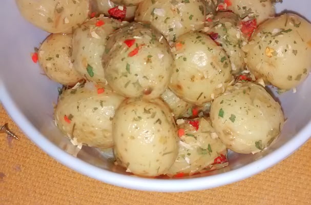 Batatinhas de festa (conserva)