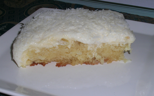 Pavê de abacaxi com coco