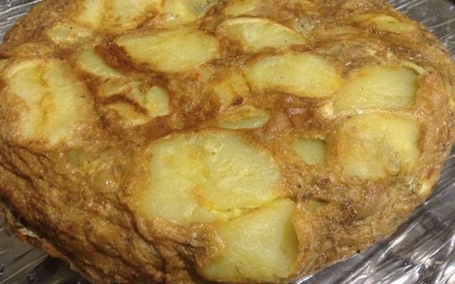 Tortilha de batata e cebola