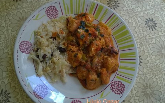 Moqueca de banana-da-terra com ovos