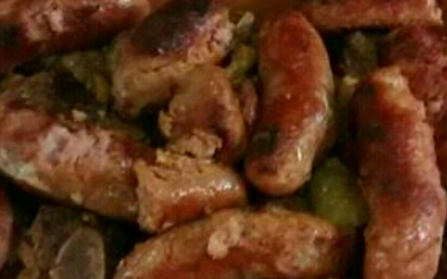 Costelinha e linguiça na panela de pressão