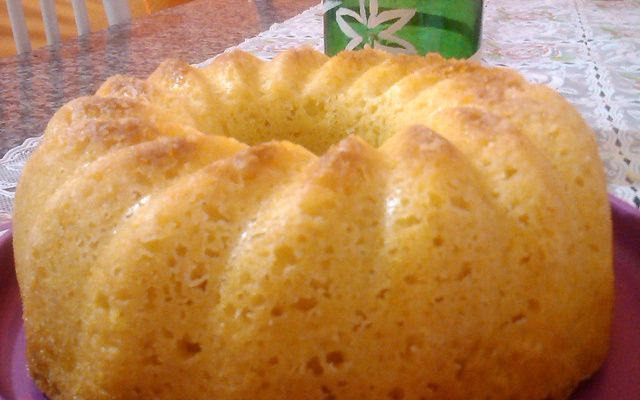 Bolo de fubá com milho