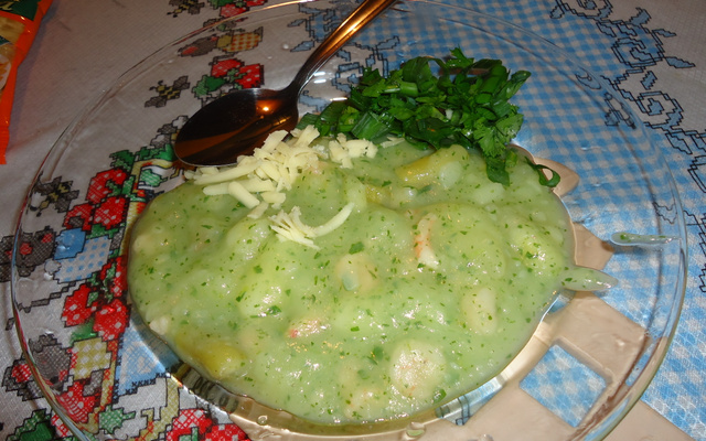 Caldo verde com camarão