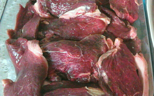 Como temperar a carne para churrasco