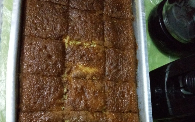 Bolo de laranja molhadinho de liquidificador