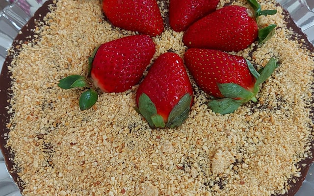 Morango com chantilly e chocolate