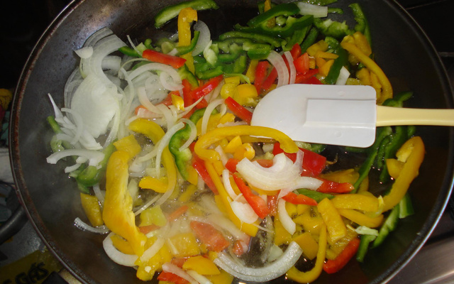 Salada de berinjela e pimentão