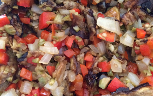 Antepasto de berinjela assada