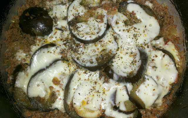 Carne moída com berinjela