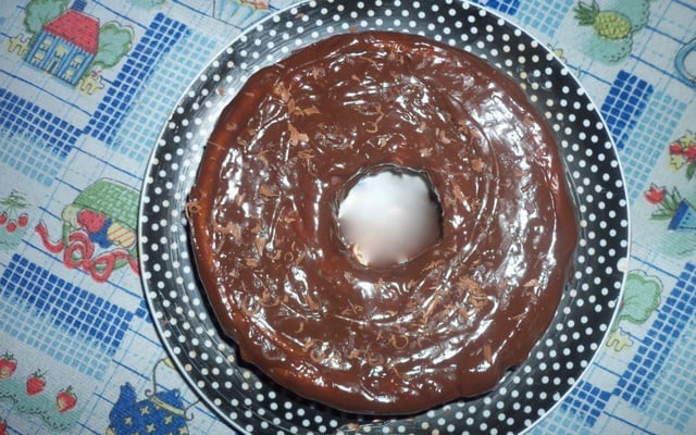 Bolo integral de cenoura com canela