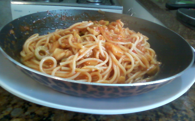 Macarrão com bacalhau rápido