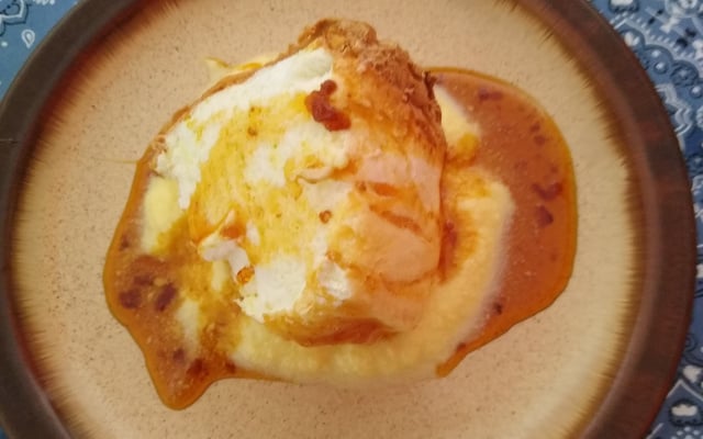 Pudim de claras com creme inglês