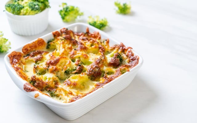 Brócolis ao creme de molho branco