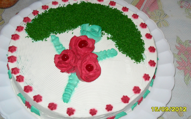 Bolo beijinho com abacaxi