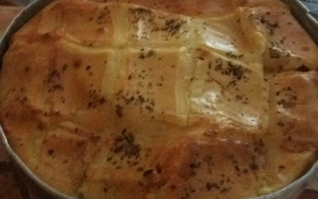 Torta cremosa de presunto e queijo