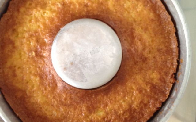 Bolo de milho com goiabada