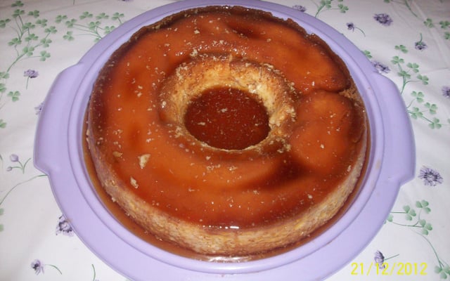 Pudim de leite condensado  feito no forno elétrico