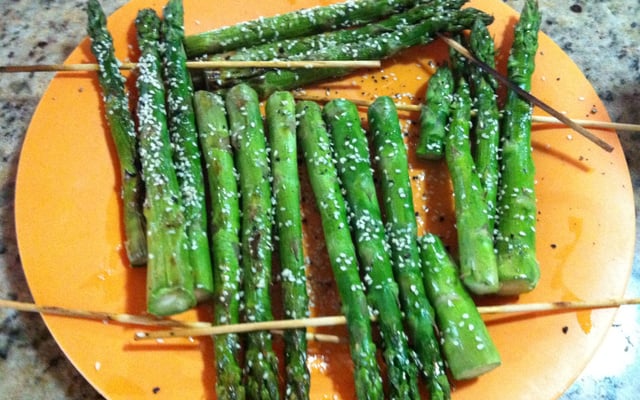 Aspargos grelhados