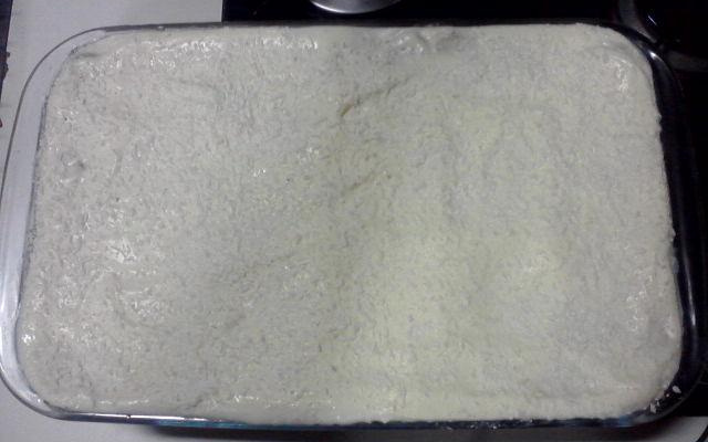 Torta de bolacha com nata