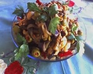 Petisco de berinjela (falso caviar de berinjela)