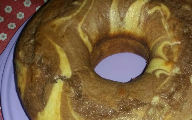 Bolo mesclado de liquidificador