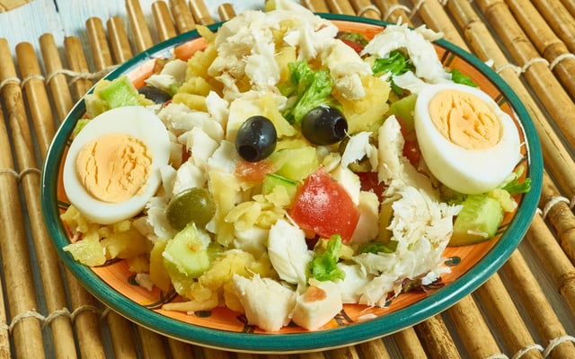 Salada fácil de bacalhau