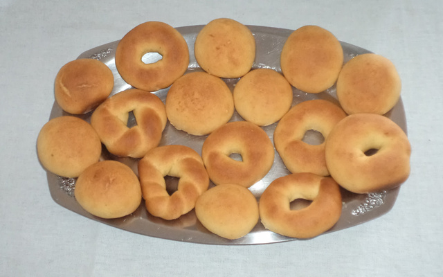 Broinha de fubá com leite condensado