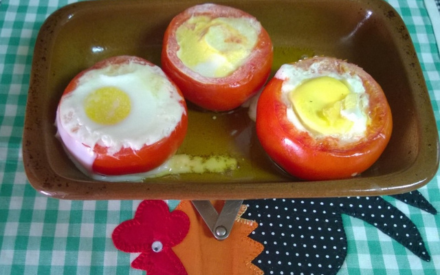 Delícia de tomovo( tomate com ovo )