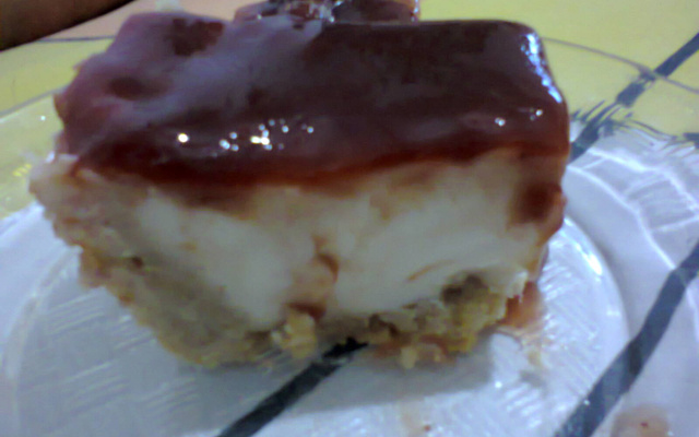 Torta de ricota com goiabada