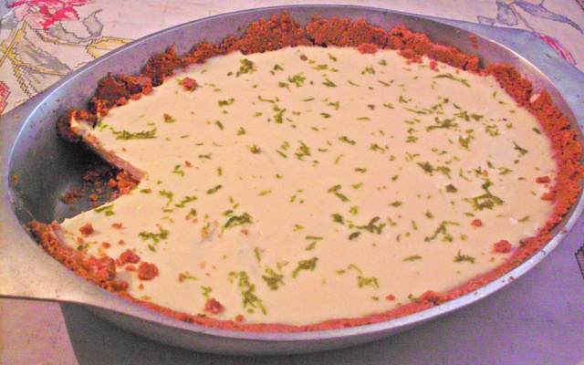 Torta de limão com bolacha maisena