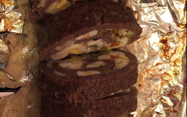 Rocambole de carne moída