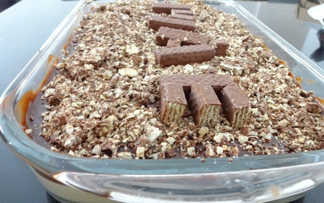 Mousse de limão com chocolate