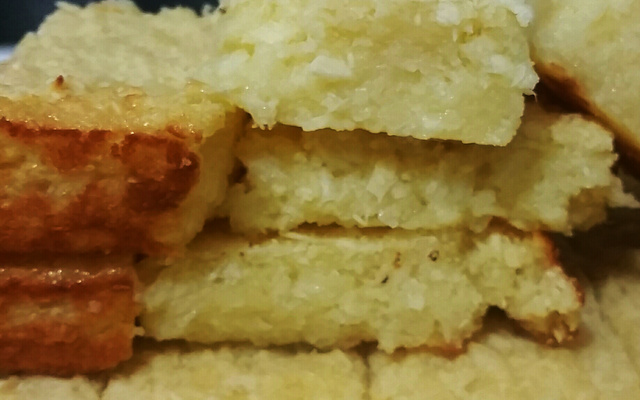 Bolo de aipim cremoso tradicional